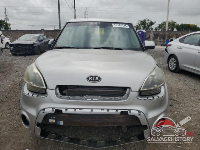 KNDJT2A63C7423192 2012 KIA SOUL photo no. 5