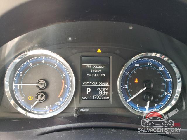 5YFBURHE5HP611645 2017 TOYOTA COROLLA photo no. 9