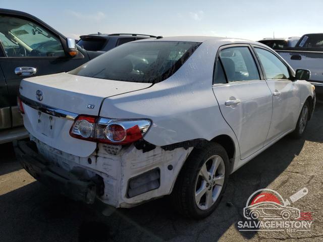 5YFBU4EE4DP108030 2013 TOYOTA COROLLA photo no. 3
