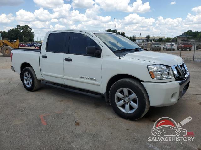 1N6BA0ED8BN322664 2011 NISSAN TITAN photo no. 4