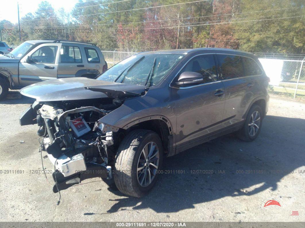 5TDKZRFH3HS520430 2017 TOYOTA HIGHLANDER photo no. 2