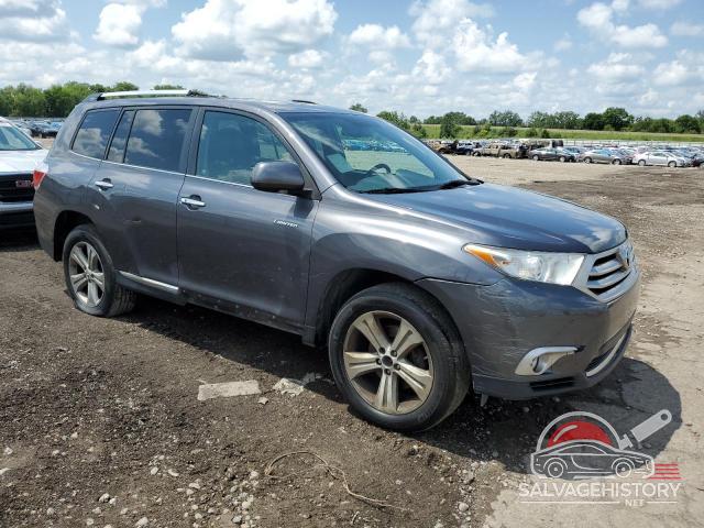 5TDDK3EH2DS275934 2013 TOYOTA HIGHLANDER photo no. 4