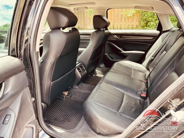 1HGCV1F5XJA810319 2018 HONDA ACCORD photo no. 6