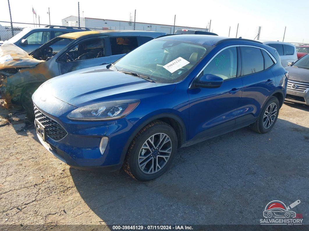 1FMCU9H65NUA82642 2022 FORD ESCAPE photo no. 2