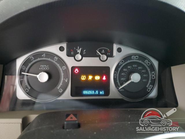 4M2CU911X8KJ15065 2008 MERCURY MARINER photo no. 9
