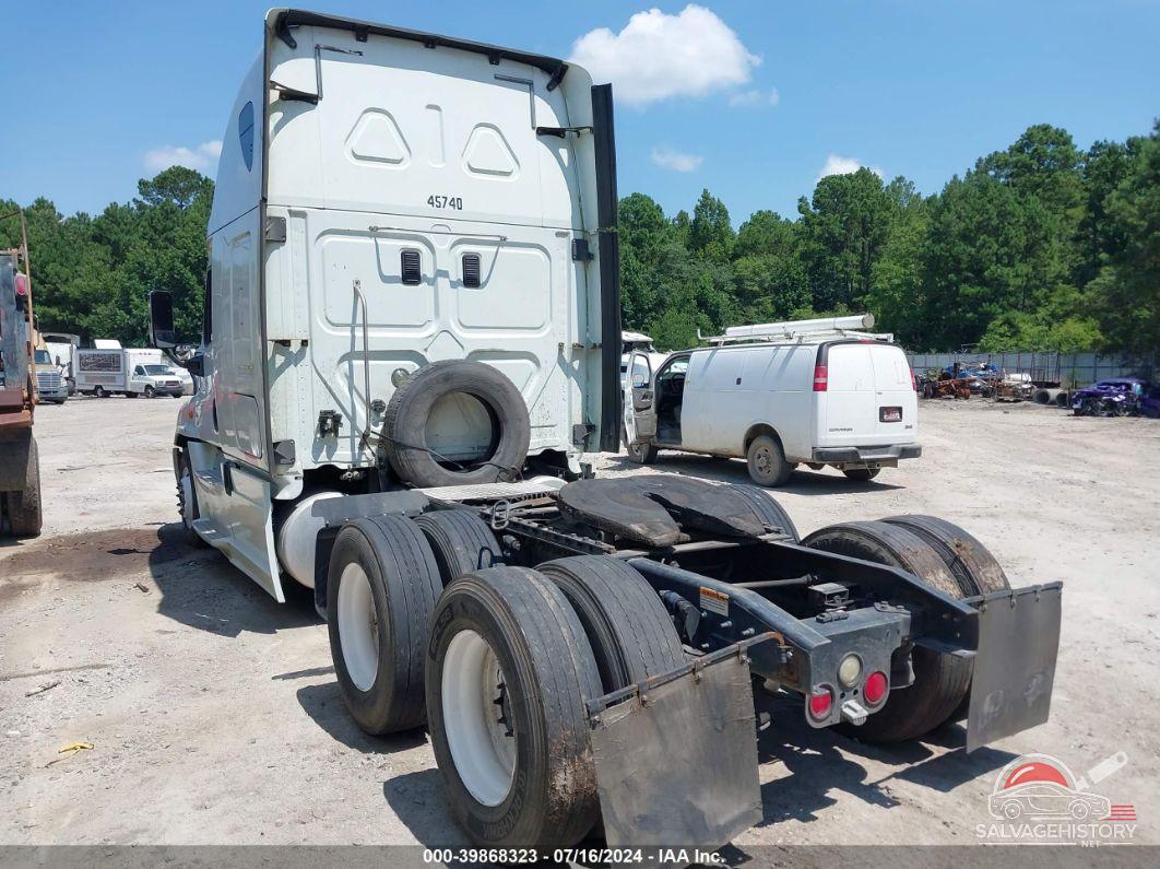 1FUJGLBG4ELFU4529 2014 FREIGHTLINER CASCADIA 125 photo no. 3