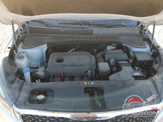 5XYPG4A33HG241440 2017 KIA SORENTO photo no. 12