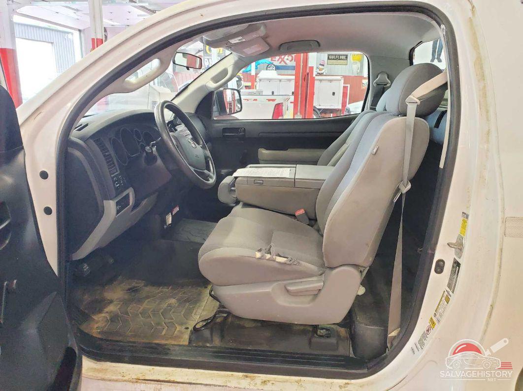 5TFMM5F15AX006209 2010 TOYOTA TUNDRA photo no. 6