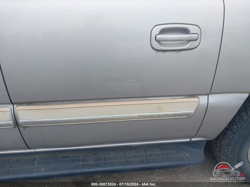 3GNFK16T44G270059 2004 CHEVROLET SUBURBAN 1500 photo no. 6