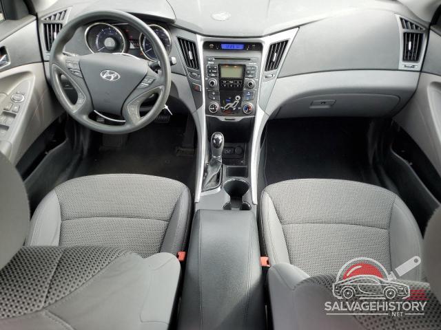 5NPEB4AC3BH082795 2011 HYUNDAI SONATA photo no. 8