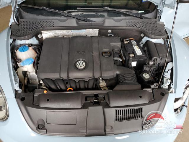 3VWHX7ATXDM607801 2013 VOLKSWAGEN BEETLE photo no. 11