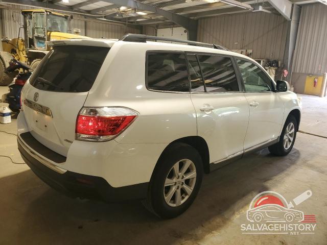 5TDBK3EH4BS063170 2011 TOYOTA HIGHLANDER photo no. 3