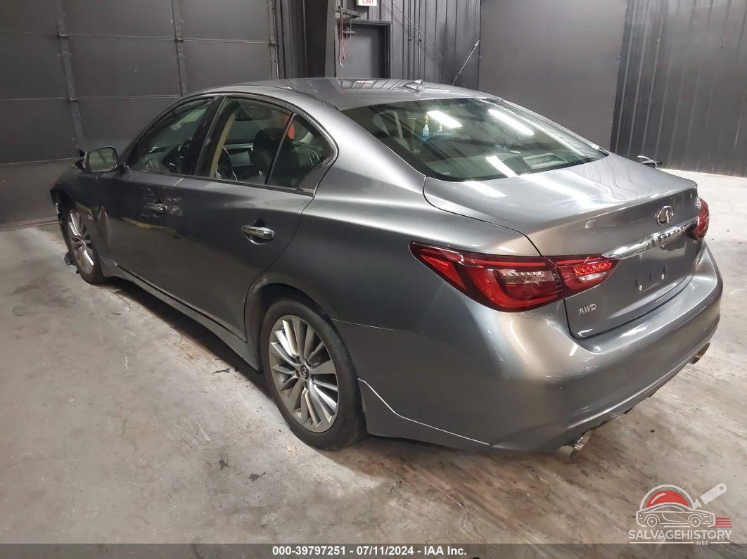 JN1EV7AR5JM612088 2018 INFINITI Q50 photo no. 3