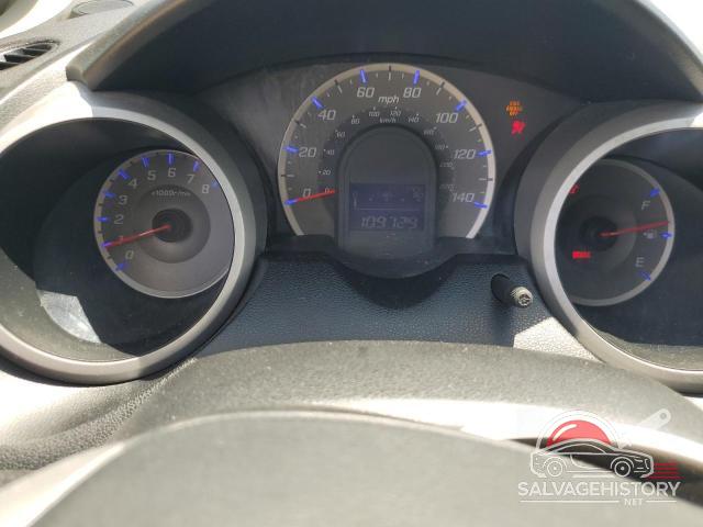 JHMGE8H38DC071737 2013 HONDA FIT photo no. 9
