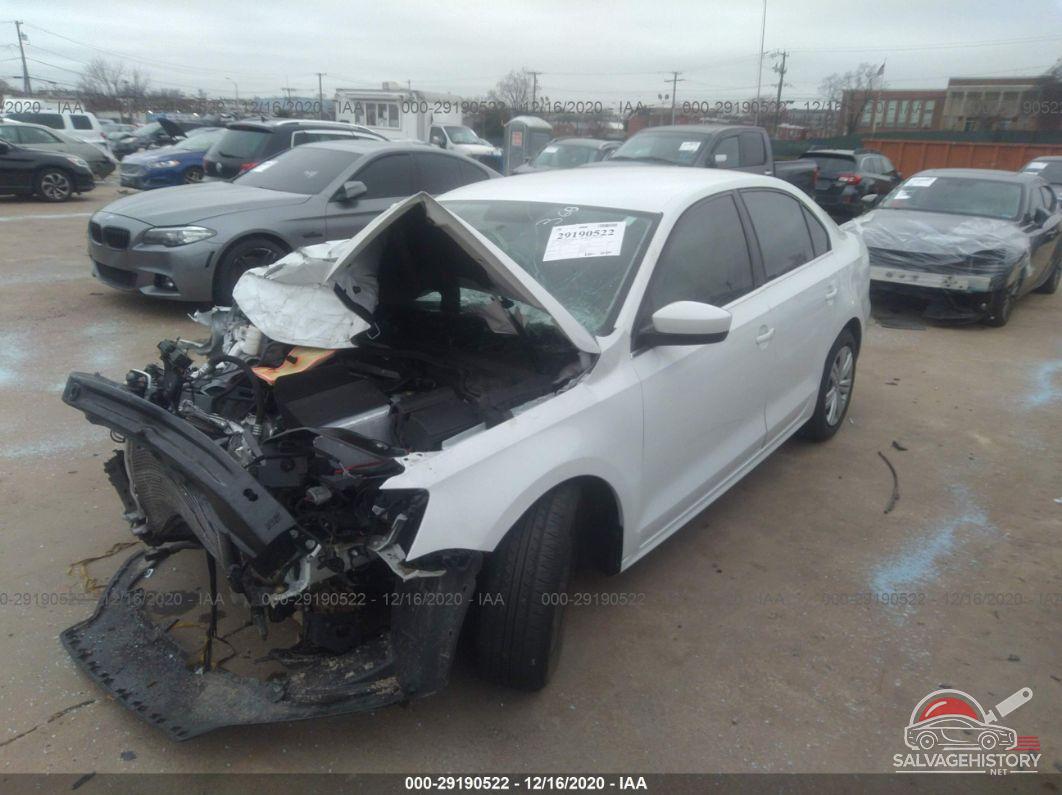 3VW167AJ2HM299872 2017 VOLKSWAGEN JETTA photo no. 2