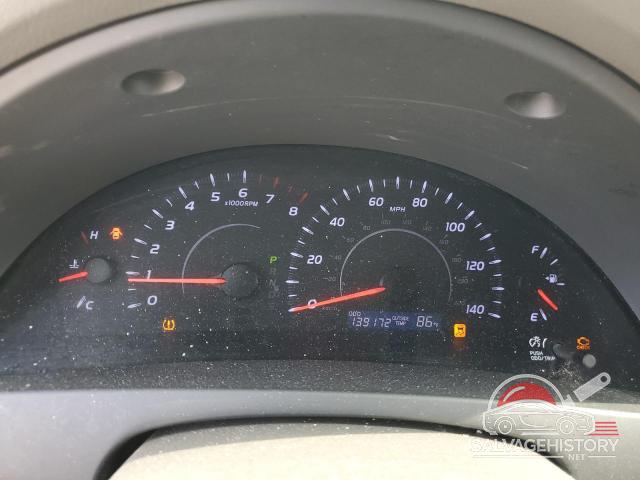 4T4BF3EK4BR137121 2011 TOYOTA CAMRY photo no. 9