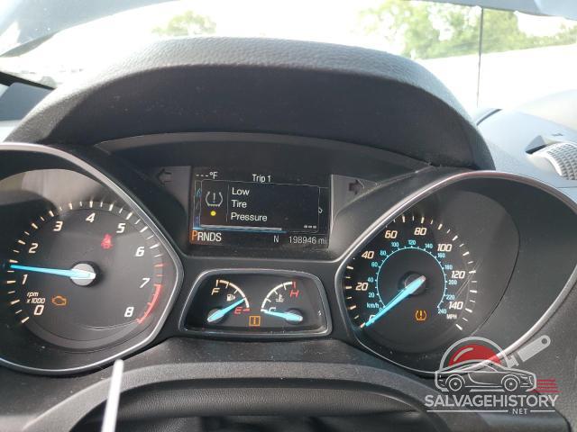 1FMCU0J9XGUC34854 2016 FORD ESCAPE photo no. 9