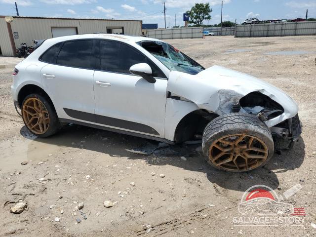 WP1AB2A59FLB72909 2015 PORSCHE MACAN photo no. 4