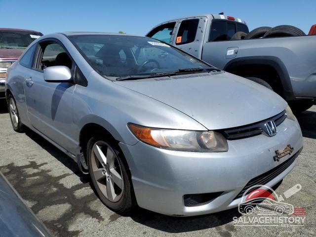 2HGFG12838H520068 2008 HONDA CIVIC photo no. 4