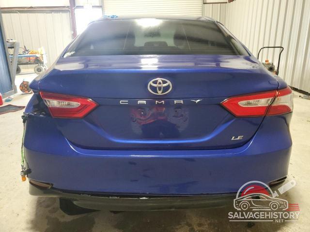 4T1B11HK7JU627124 2018 TOYOTA CAMRY photo no. 6