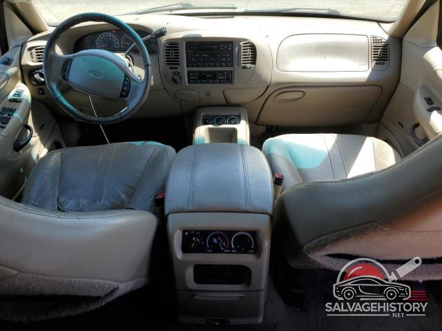 1FMPU18L5YLA20872 2000 FORD EXPEDITION photo no. 8