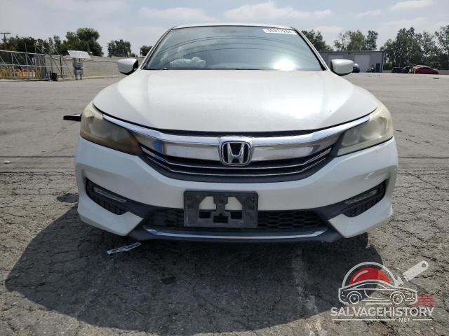 1HGCR2F59HA215630 2017 HONDA ACCORD photo no. 5