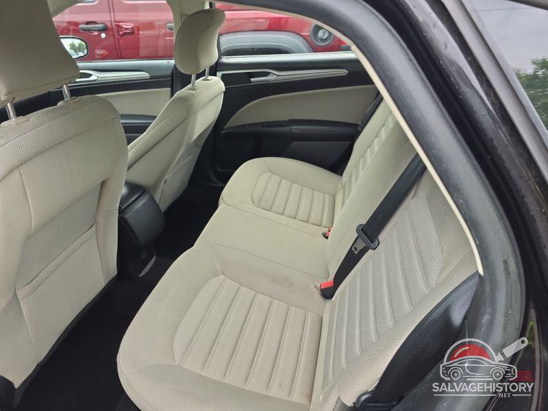 3FA6P0G76KR143097 2019 FORD FUSION photo no. 11