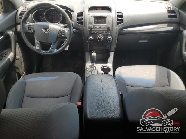 5XYKT4A66DG364384 2013 KIA SORENTO photo no. 8