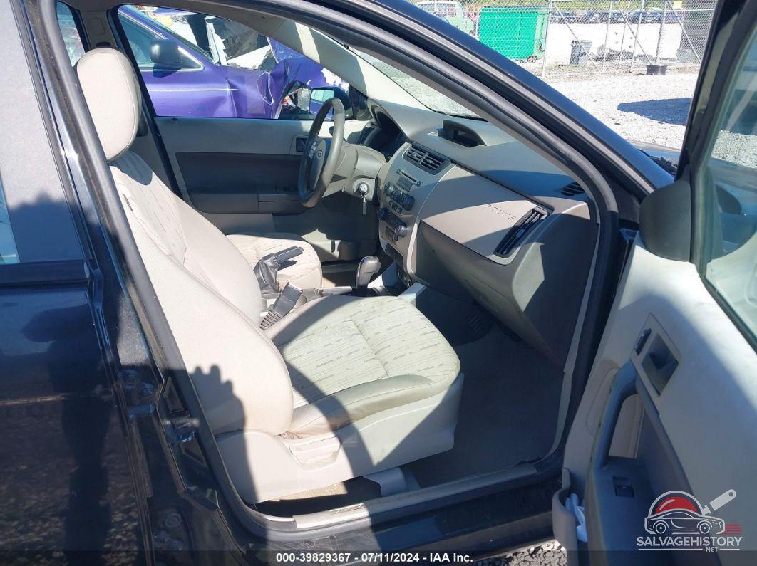 1FAHP3FNXBW100826 2011 FORD FOCUS photo no. 5