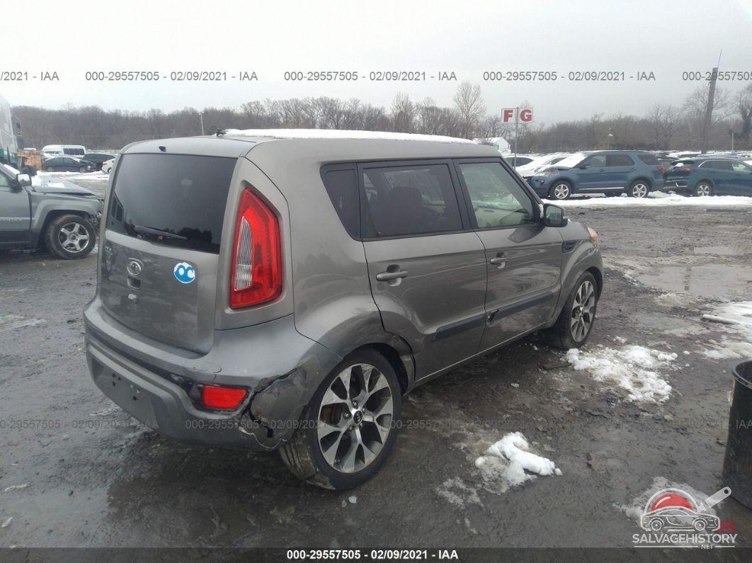 KNDJT2A63C7415738 2012 KIA SOUL photo no. 4