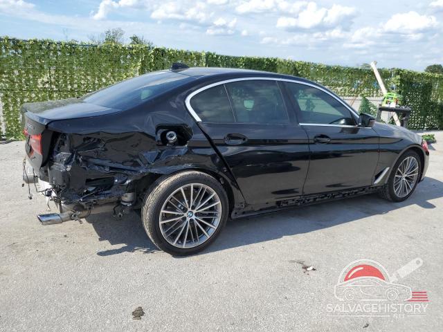 WBAJR3C03LWW54092 2020 BMW 5 SERIES photo no. 3