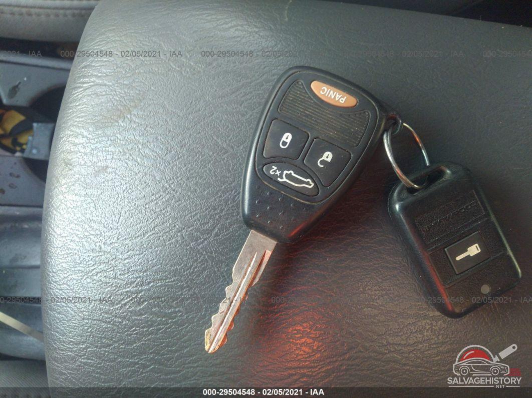 1J4GL58K05W721040 2005 JEEP LIBERTY photo no. 11