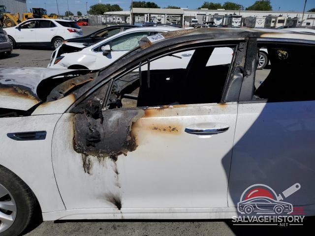 5XXGT4L38JG272086 2018 KIA OPTIMA photo no. 7