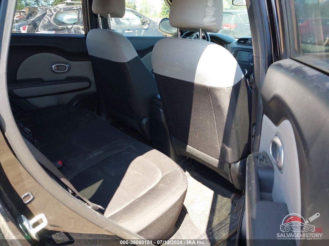 KNDJN2A28H7472192 2017 KIA SOUL photo no. 8