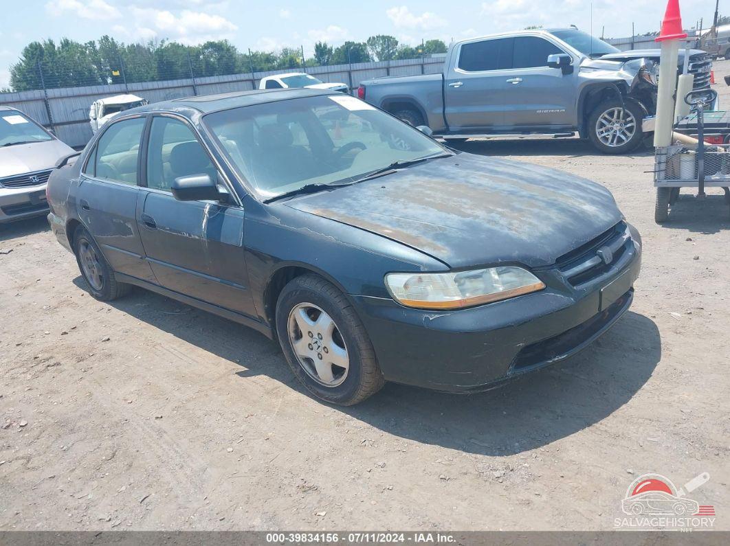 1HGCG1650WA071396 1998 HONDA ACCORD photo no. 18