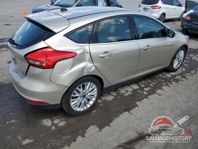 1FADP3N21JL261877 2018 FORD FOCUS photo no. 3