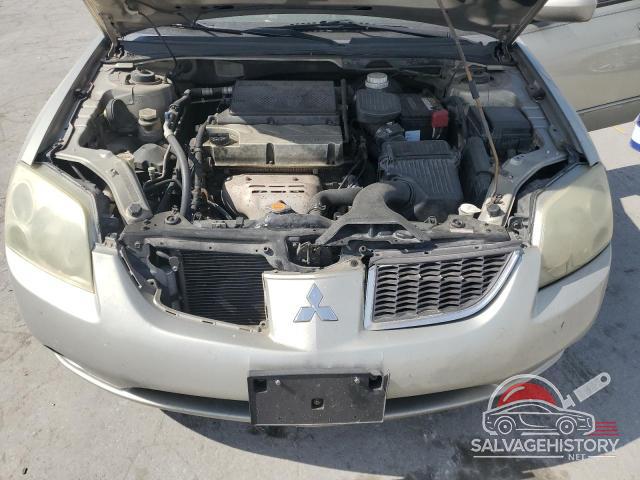 4A3AB36F04E137019 2004 MITSUBISHI GALANT photo no. 11