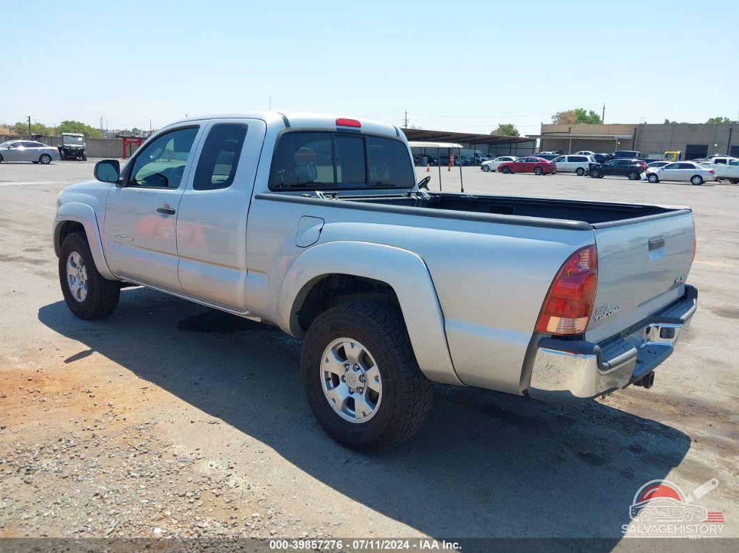 5TEUU42N15Z106454 2005 TOYOTA TACOMA photo no. 3