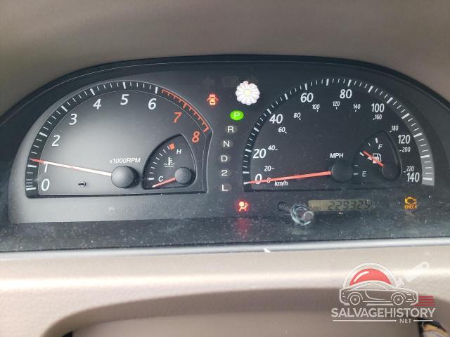 4T1BE30K22U011022 2002 TOYOTA CAMRY photo no. 9