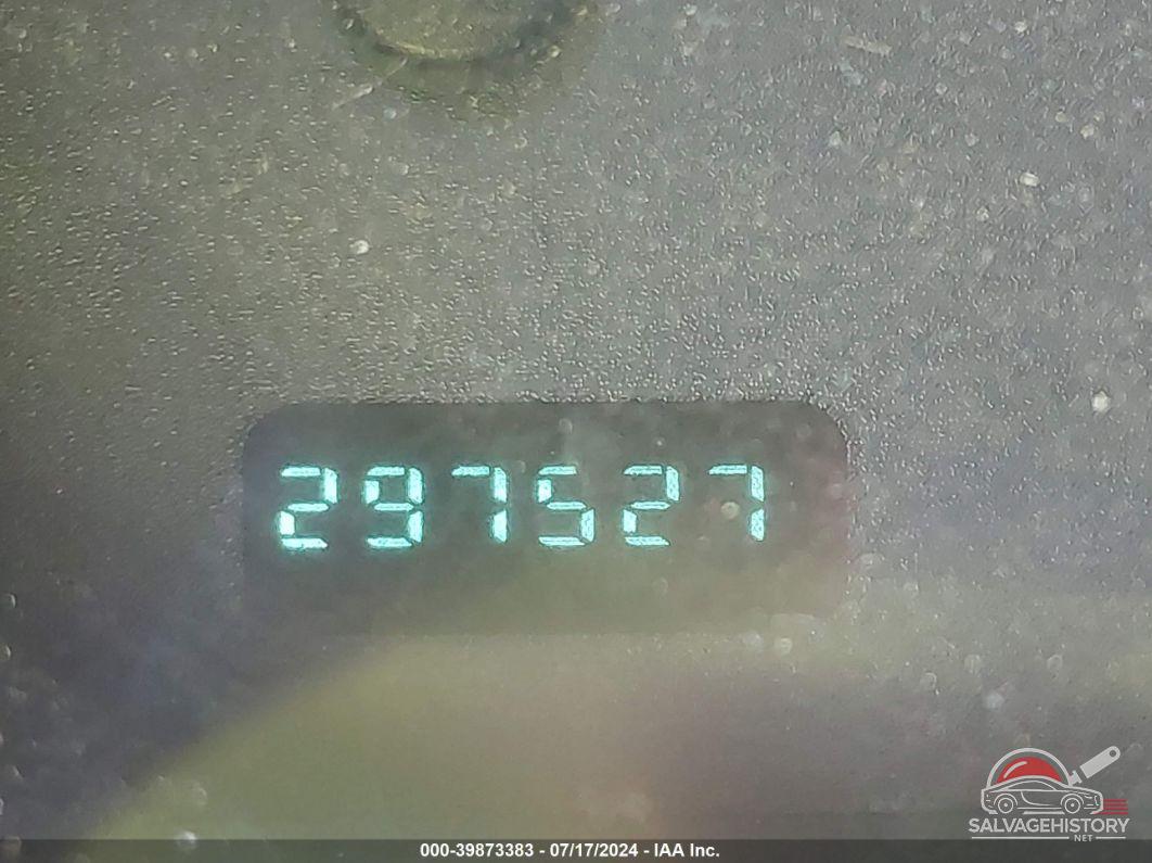 1B7GG2AN5YS666111 2000 DODGE DAKOTA photo no. 7