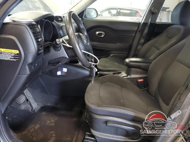 KNDJN2A21F7168747 2015 KIA SOUL photo no. 7