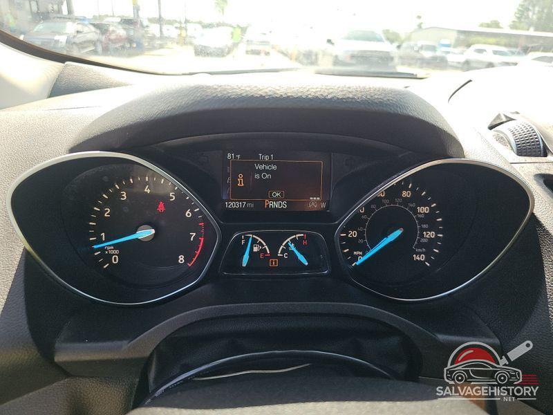 1FMCU0GD3KUC34599 2019 FORD ESCAPE photo no. 10
