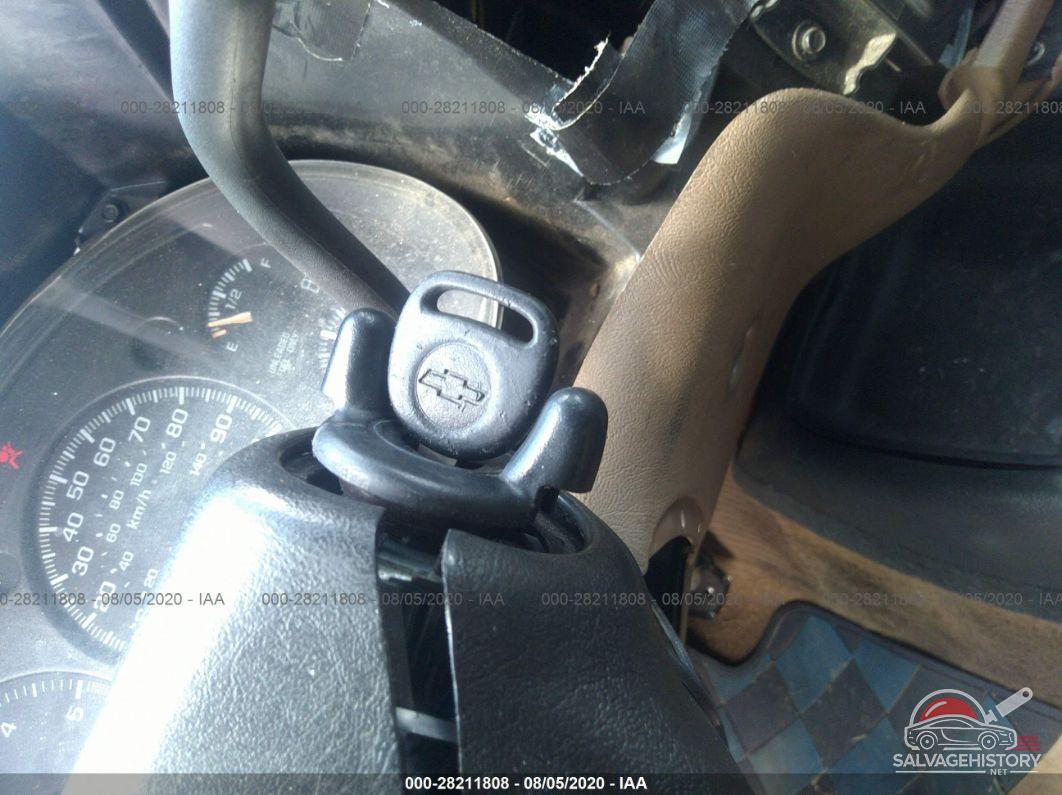 1GNDT13W5X2216012 1999 CHEVROLET BLAZER photo no. 11
