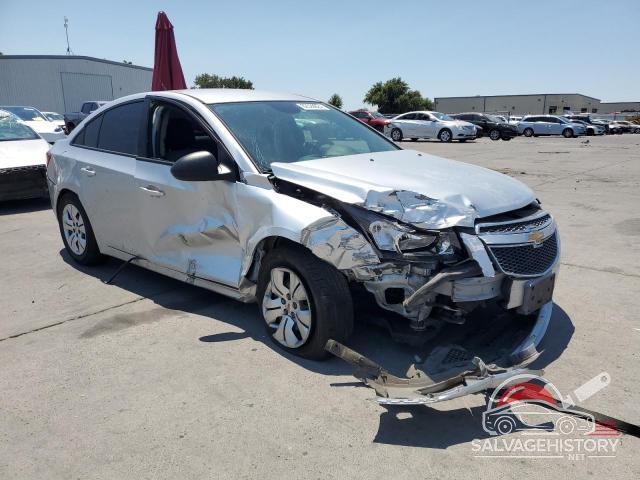 1G1PA5SG1D7217534 2013 CHEVROLET CRUZE photo no. 4