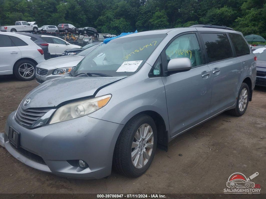 5TDDK3DC8ES078676 2014 TOYOTA SIENNA photo no. 2