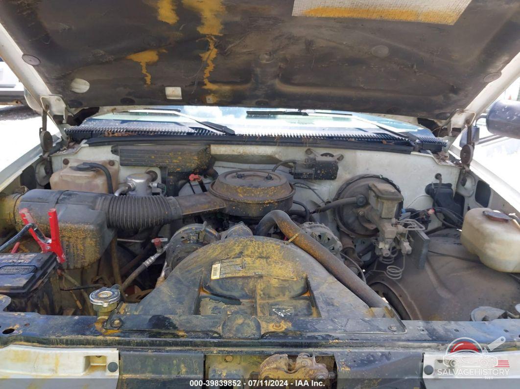 1GTEC14Z7PZ542360 1993 GMC SIERRA photo no. 10