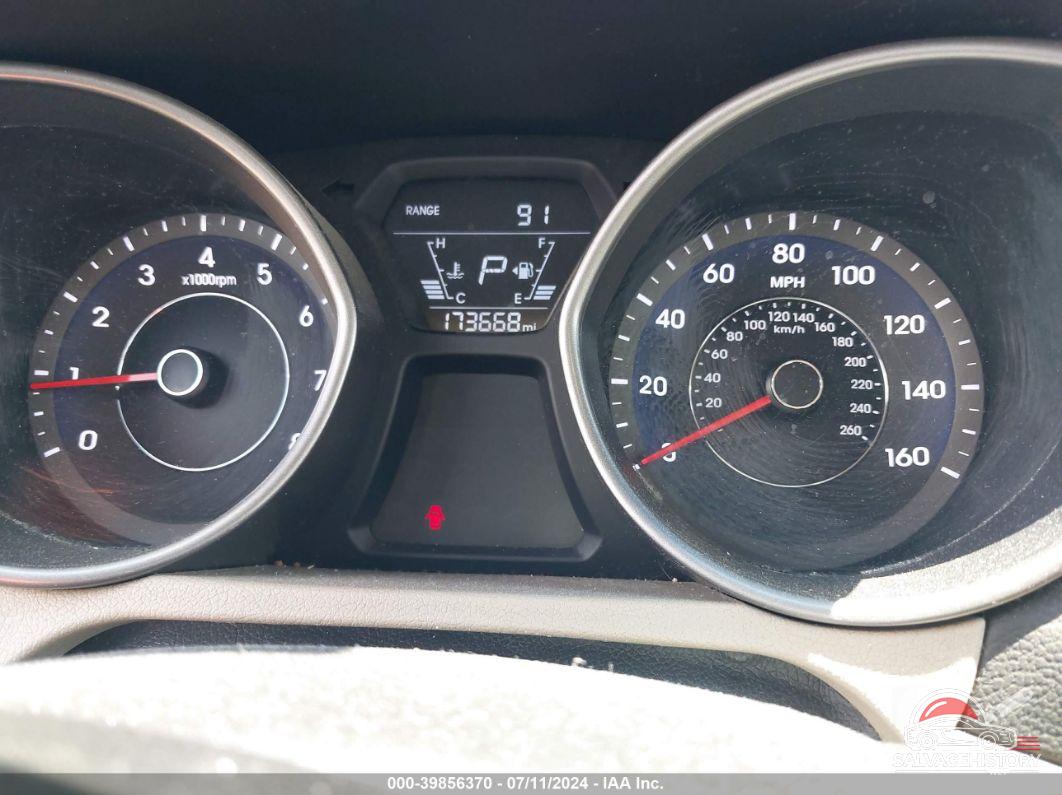 5NPDH4AE3FH628061 2015 HYUNDAI ELANTRA photo no. 7