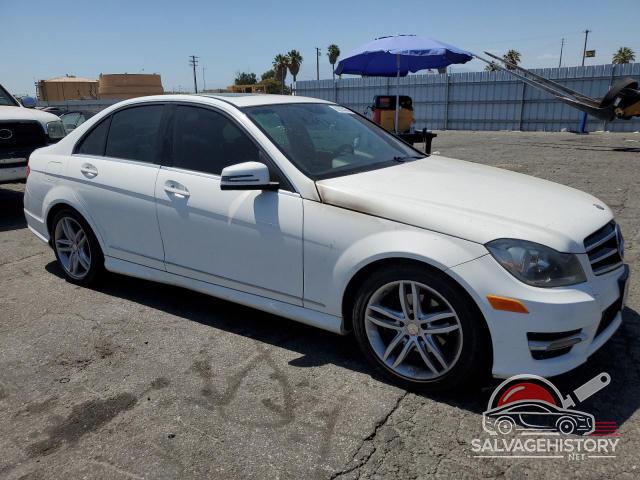 WDDGF4HB0EG250112 2014 MERCEDES-BENZ C-CLASS photo no. 4