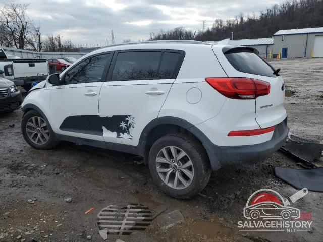 KNDPB3AC2F7767092 2015 KIA SPORTAGE photo no. 2