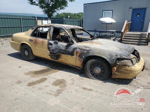 2FAFP71V28X152082 2008 FORD CROWN VIC photo no. 4